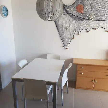 Condominio Columbus * Бибионе